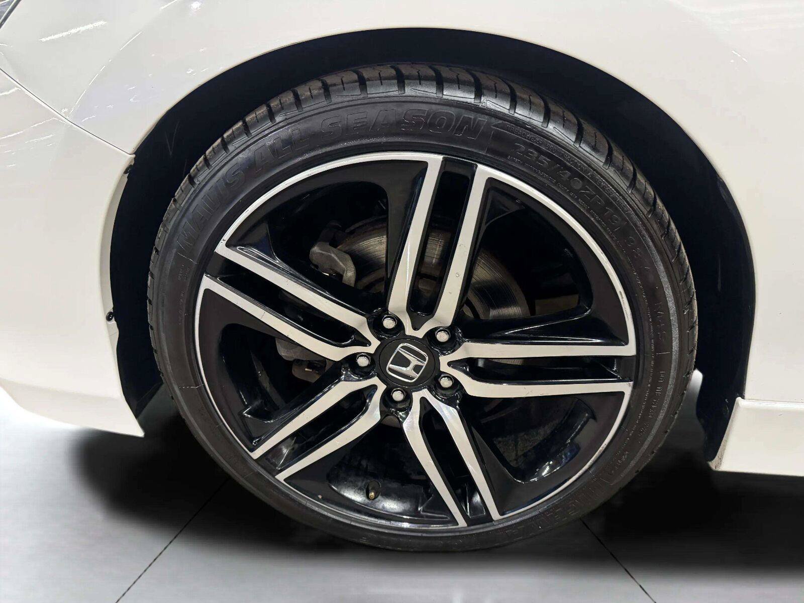 Used 2017 Honda Accord Sport Special Edition image 41