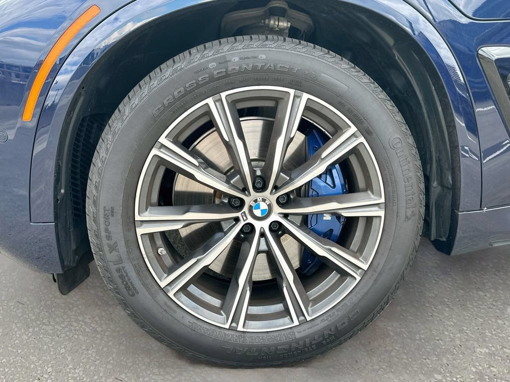 Used 2026 BMW X5 xDrive50e w/ M Sport Package AWD/4WD image 33