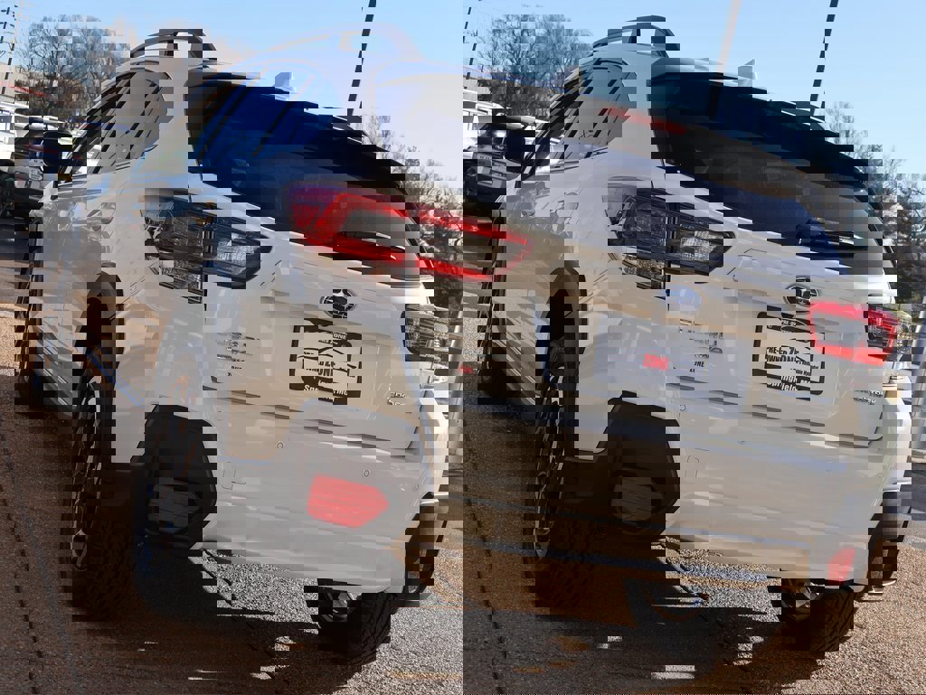 Used 2023 Subaru Crosstrek 2.5i Limited w/ Moonroof Package image 4