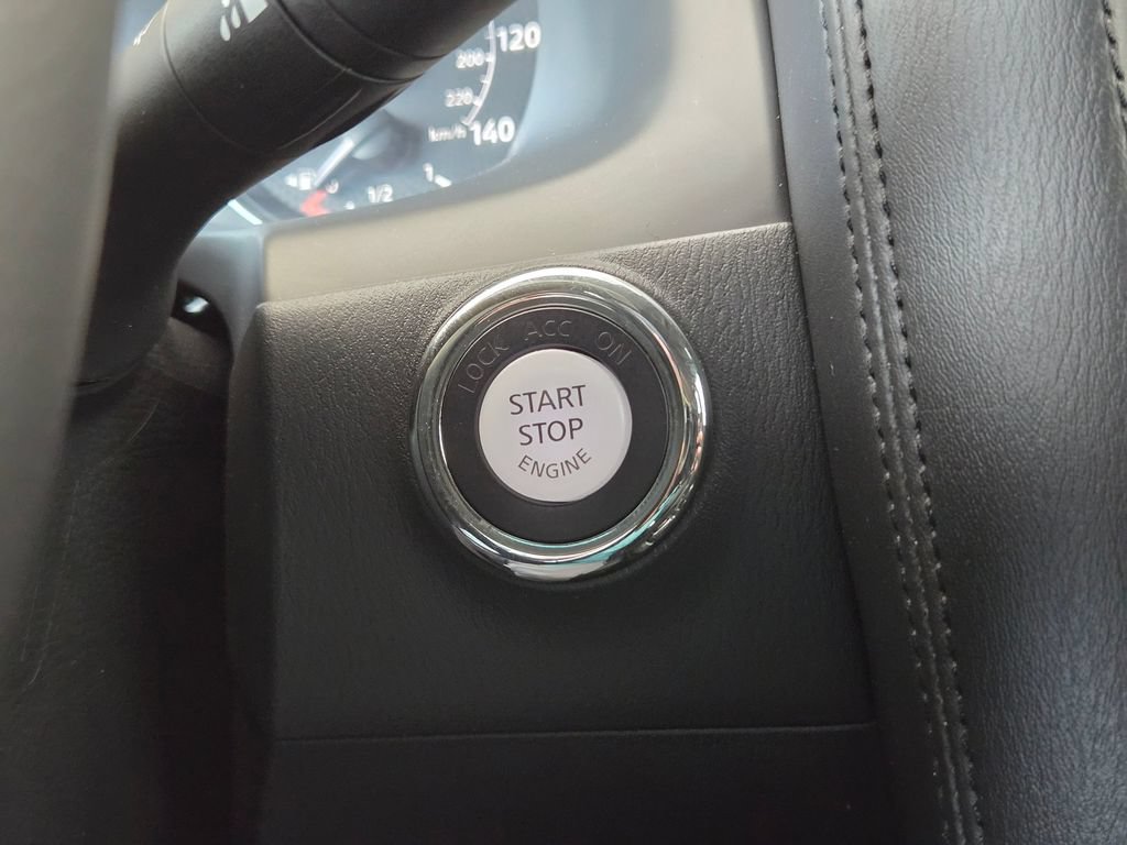 Used 2024 Nissan Armada SL w/ Midnight Edition Package RWD image 20