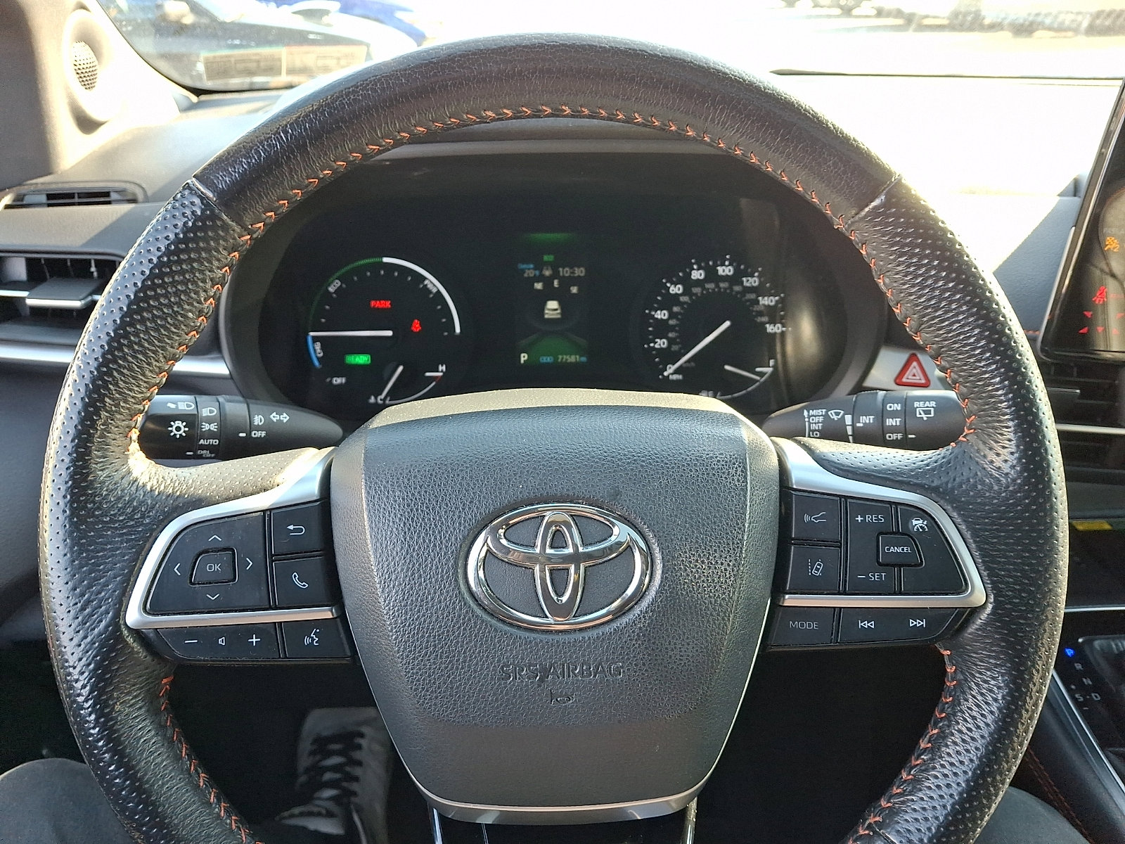 Used 2022 Toyota Sienna XSE w/ XSE Plus Package image 27