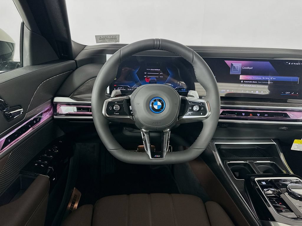 New 2026 BMW 750e xDrive AWD/4WD image 19