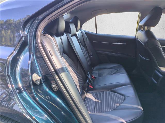 Used 2020 Toyota Camry SE image 22