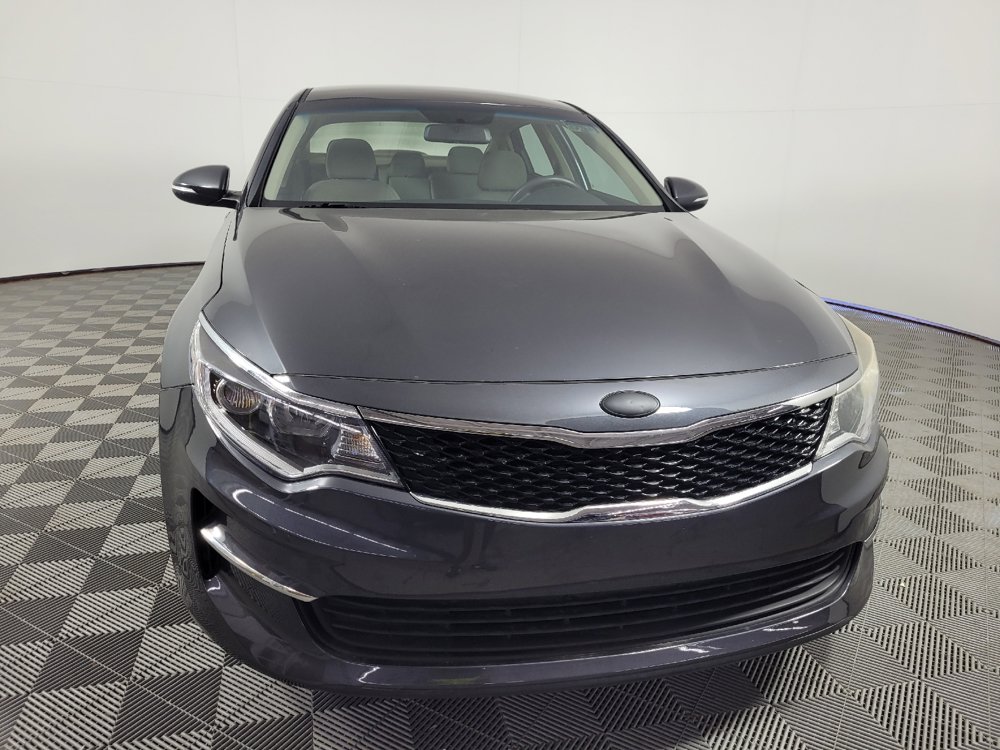 Used 2017 Kia Optima LX FWD image 14