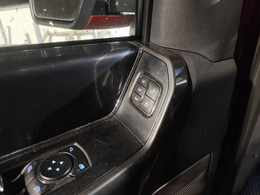 Used 2023 Ford F150 Lariat w/ Equipment Group 502A High image 8