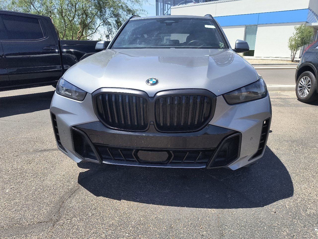 Used 2024 BMW X5 sDrive40i w/ M Sport Package RWD image 2