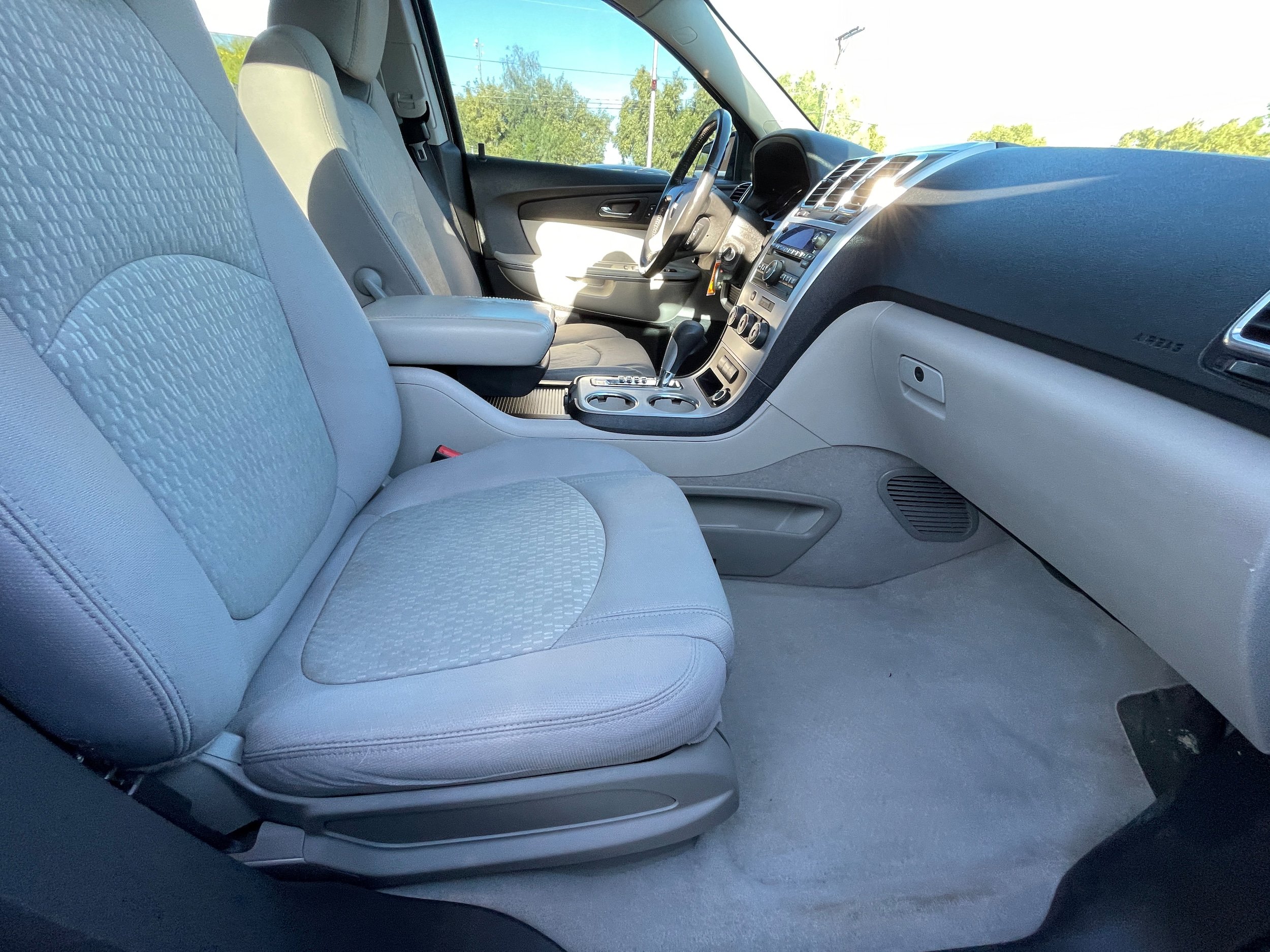 Used 2012 GMC Acadia SL w/ Preferred Package image 21
