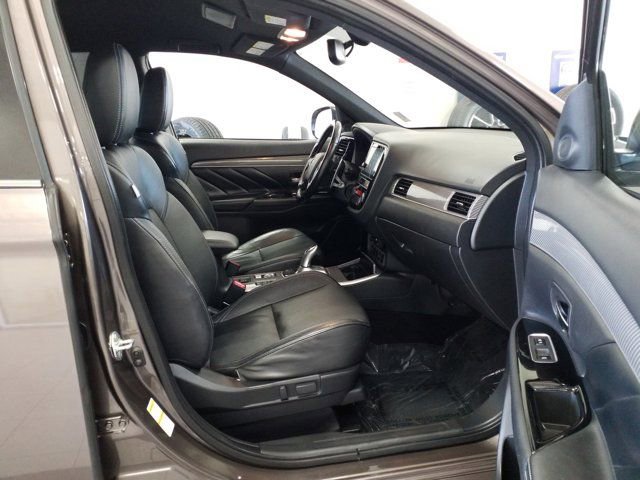 Used 2019 Mitsubishi Outlander SEL image 15