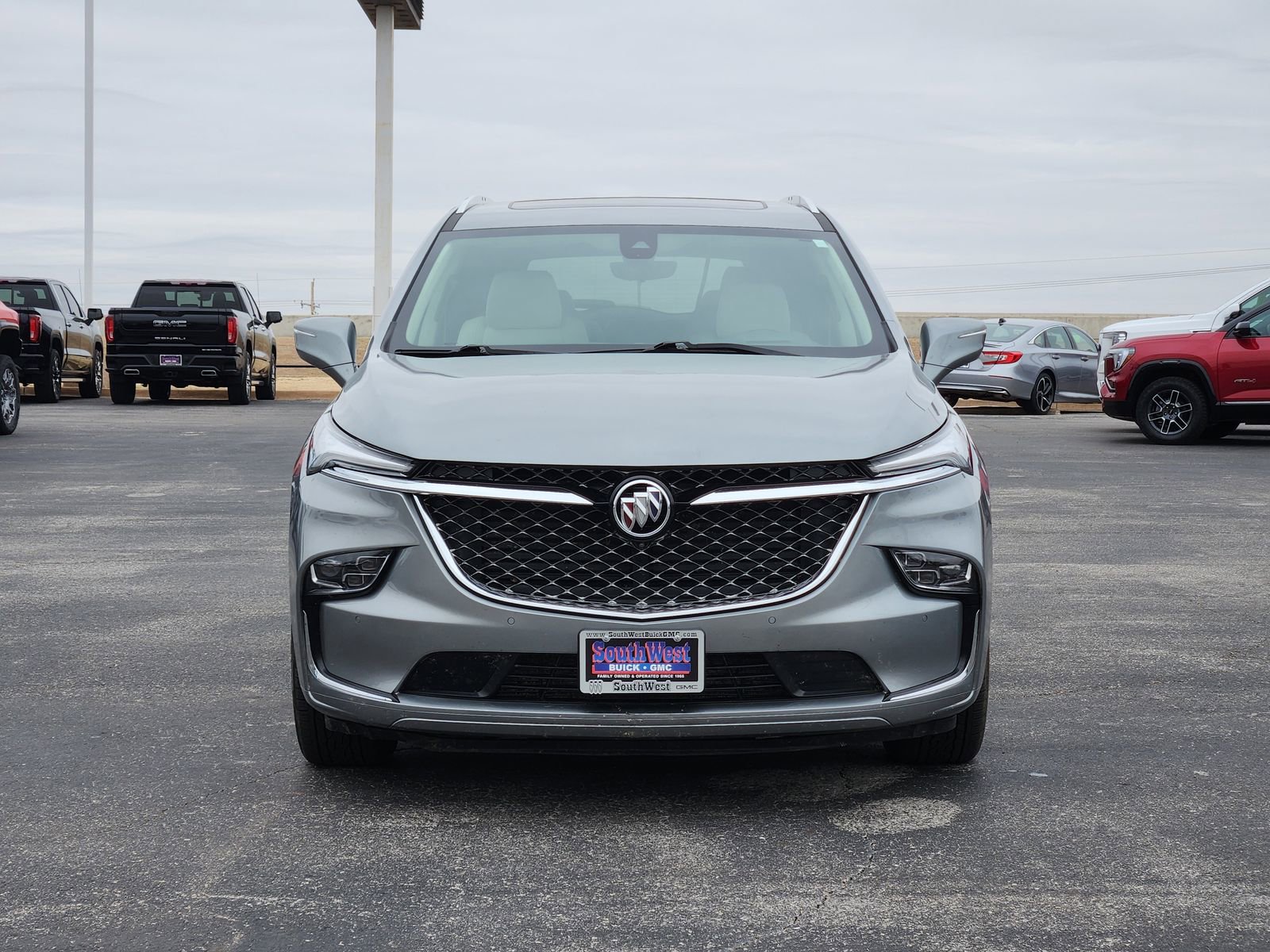 Certified 2024 Buick Enclave Avenir w/ Avenir Technology Package image 6