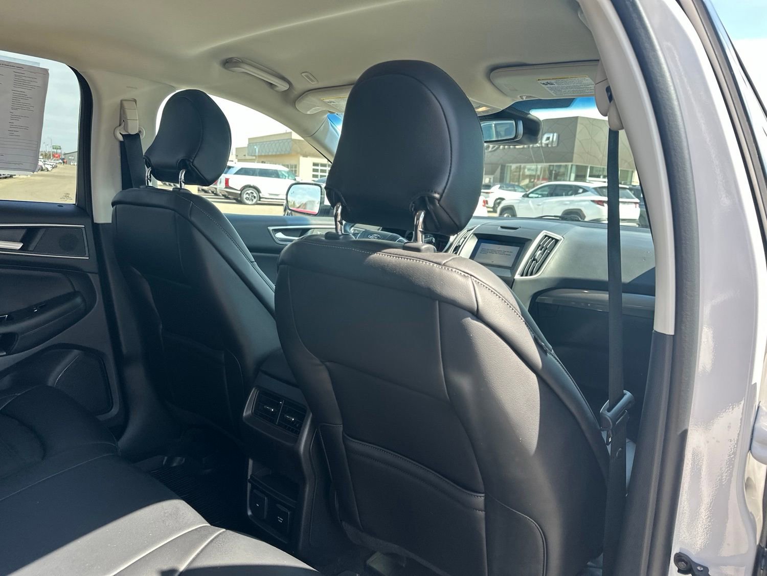 Used 2019 Ford Edge SEL w/ Equipment Group 201A AWD/4WD image 29
