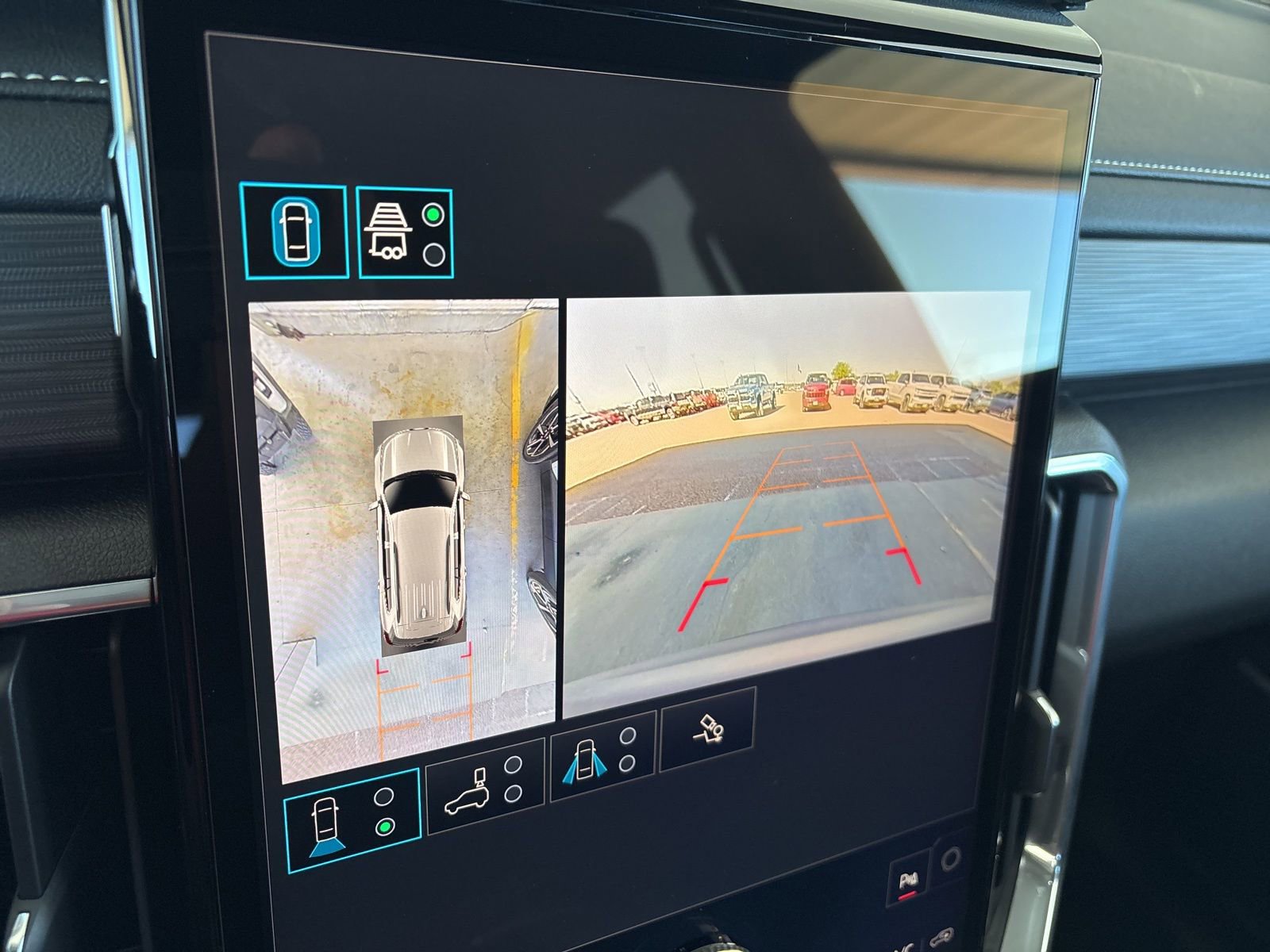 New 2026 GMC Acadia Elevation image 19