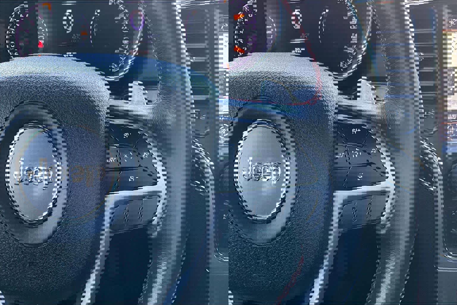 Used 2018 Jeep Grand Cherokee Trailhawk image 24