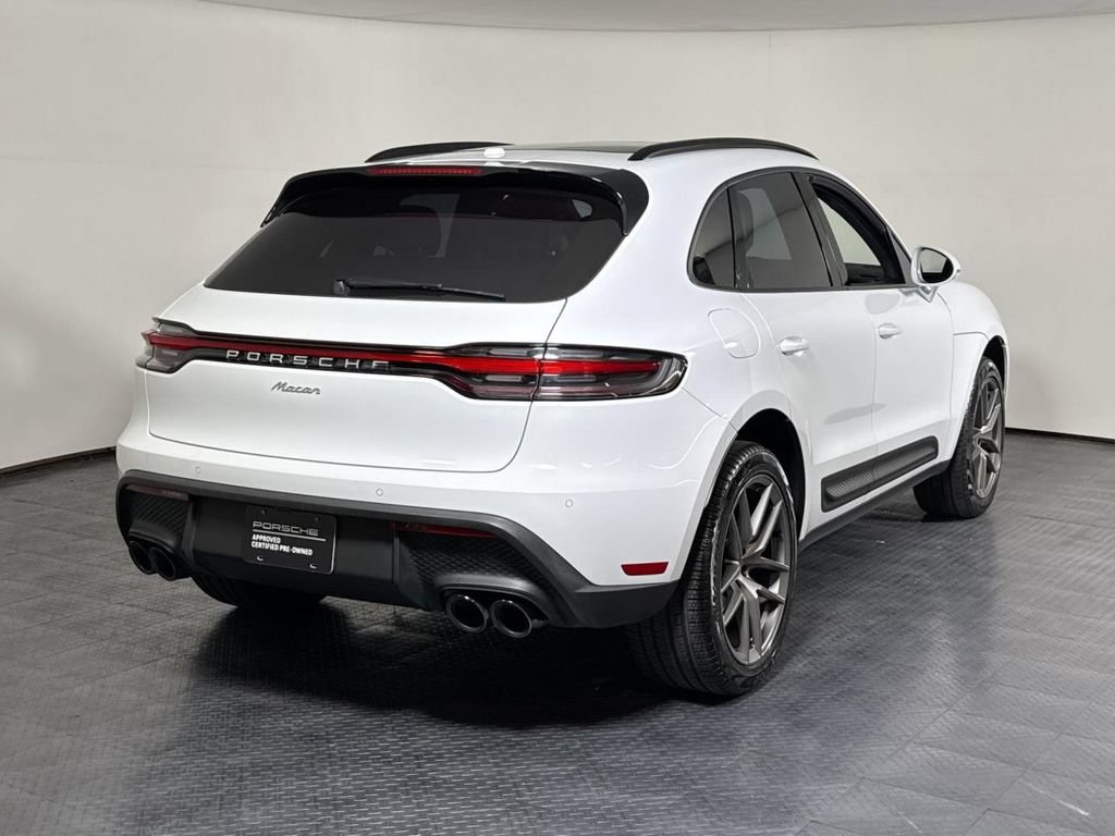 Certified 2024 Porsche Macan AWD/4WD image 7