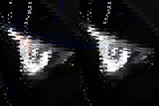 Used 2016 INFINITI Q50 Premium w/ Driver Assistance Package image 27