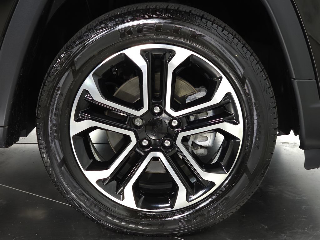 Used 2022 Jeep Compass Limited AWD/4WD image 10