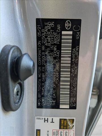 Certified 2021 Toyota Prius LE FWD image 15