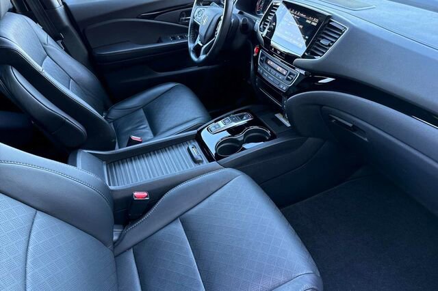 Used 2019 Honda Passport Elite image 16