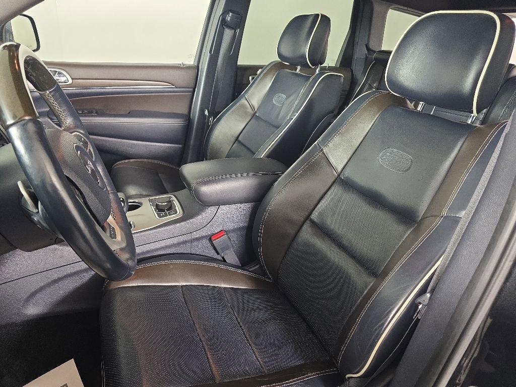 Used 2015 Jeep Grand Cherokee Overland AWD/4WD image 14