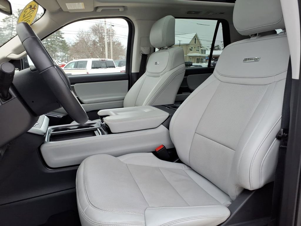 Used 2025 Ford Expedition Max Platinum image 14