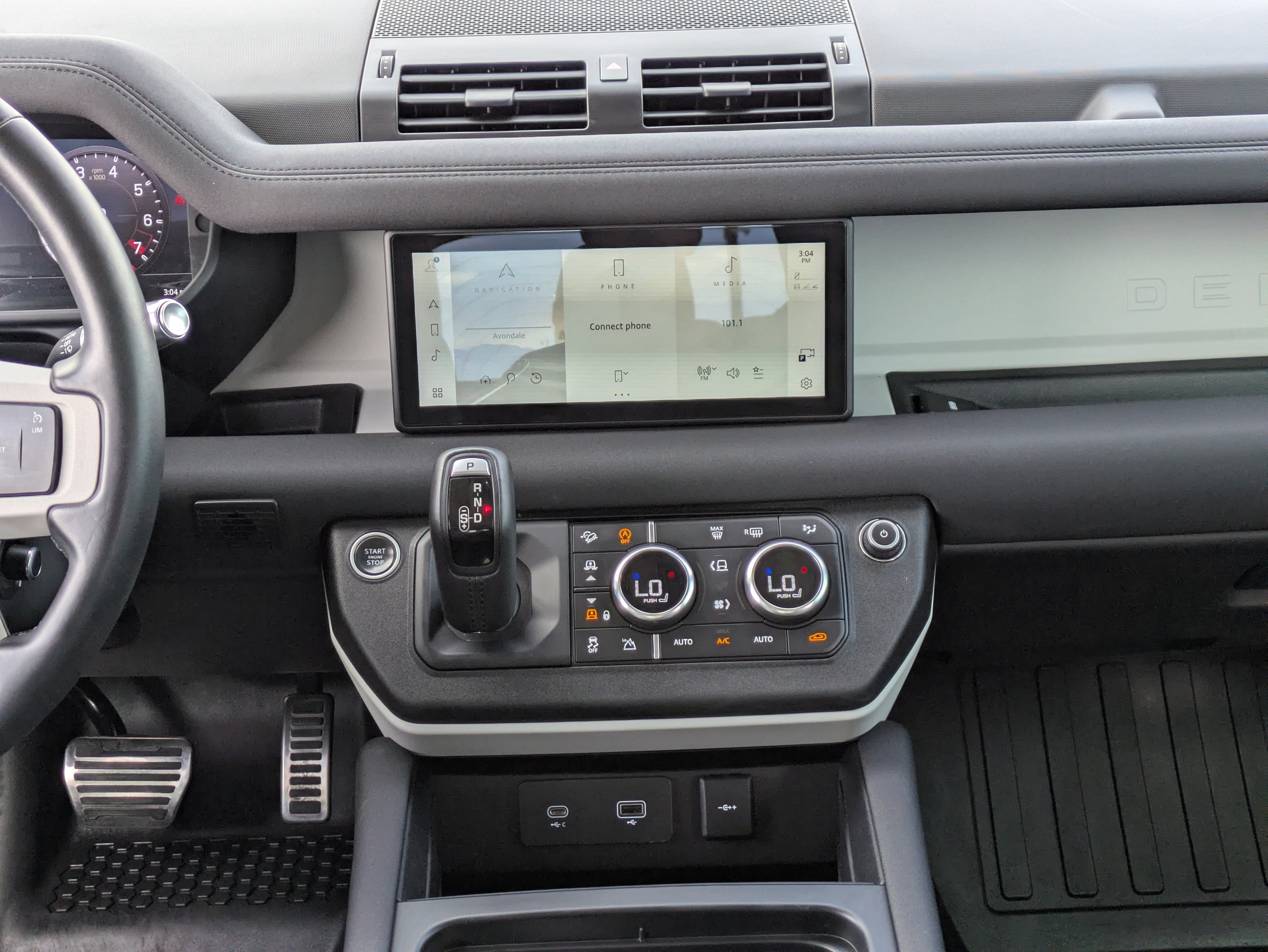 Used 2020 Land Rover Defender 110 SE AWD/4WD image 20
