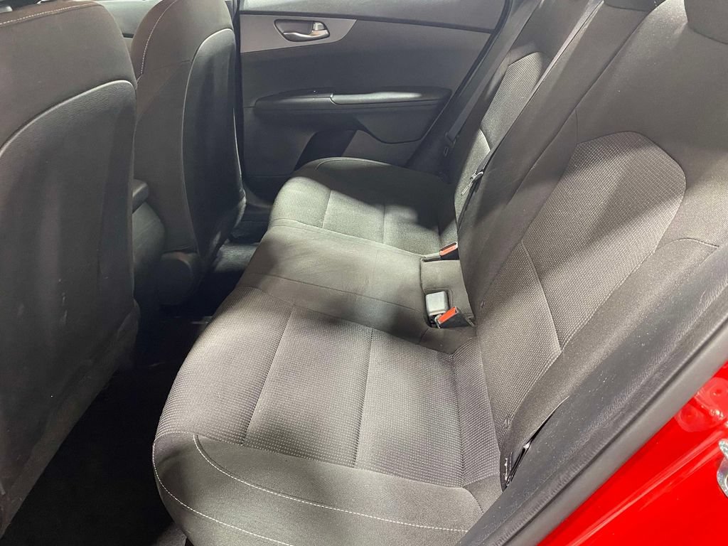 Used 2021 Kia Forte LXS FWD image 12