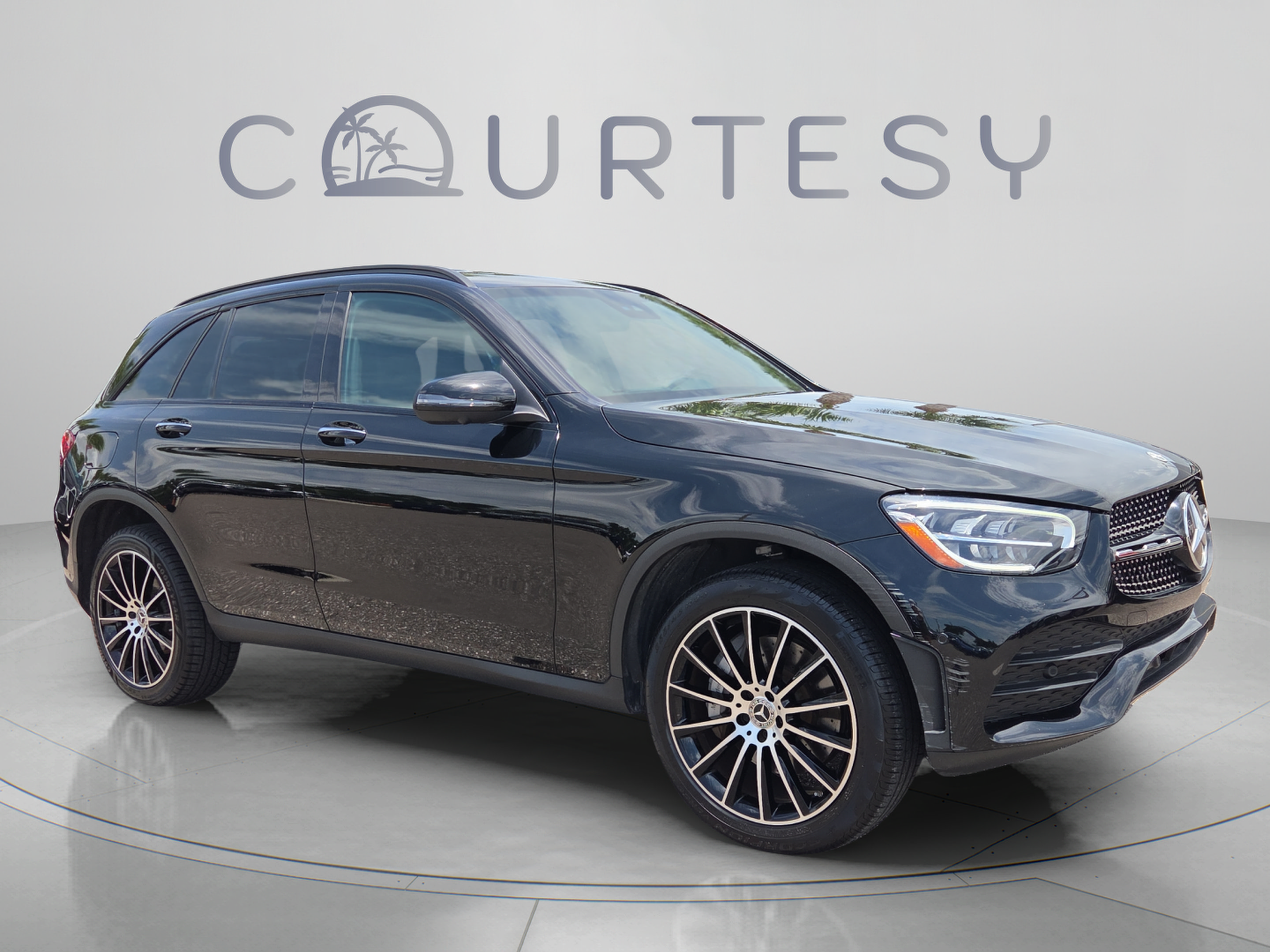 Used 2022 Mercedes-Benz GLC 300 image 7