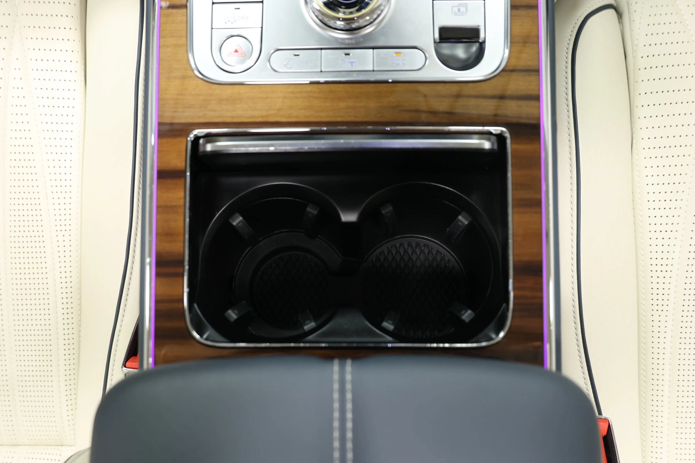 Used 2020 Bentley Flying Spur W12 w/ First Edition Specification AWD/4WD image 50