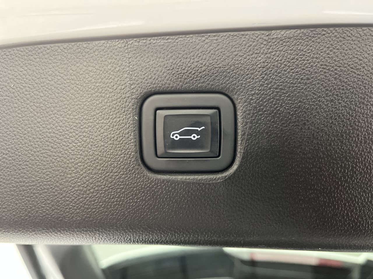 Certified 2024 Chevrolet Blazer LT w/ Sound & Technology Package image 34