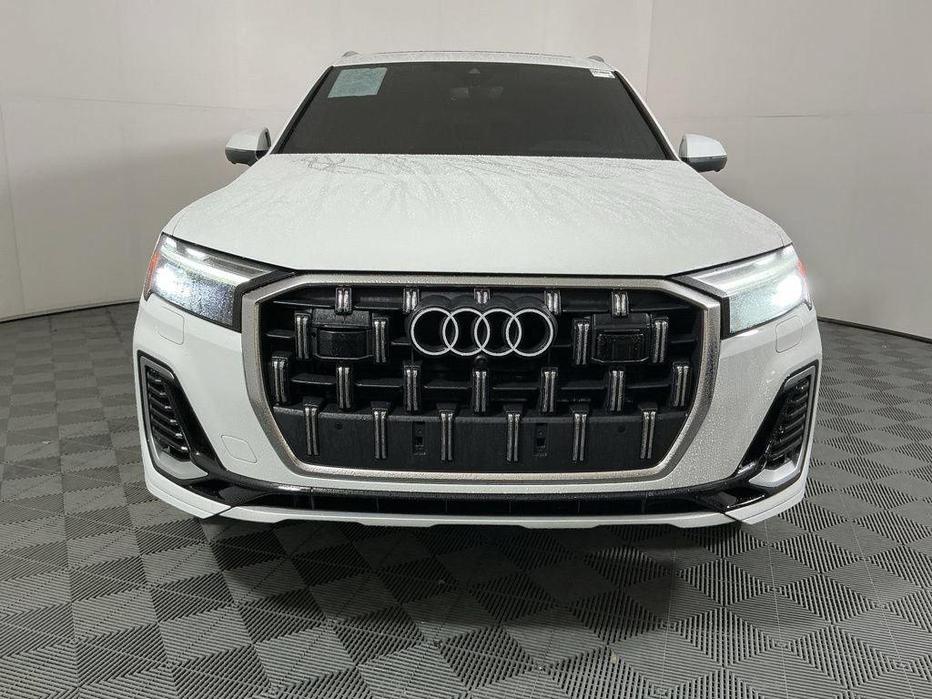 Used 2025 Audi Q7 3.0T Premium Plus AWD/4WD image 4