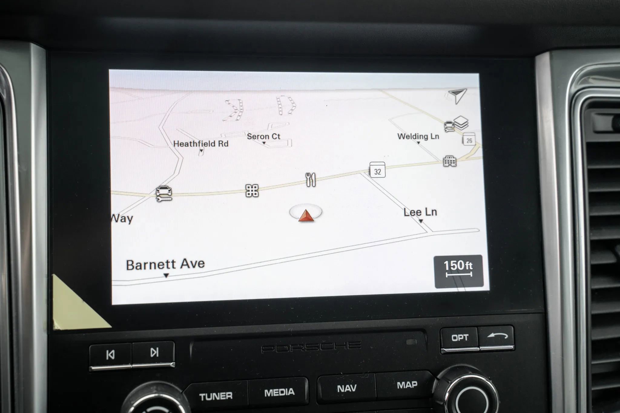 Used 2018 Porsche Macan Turbo image 37