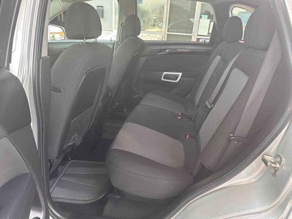 Used 2014 Chevrolet Captiva Sport LT FWD image 15