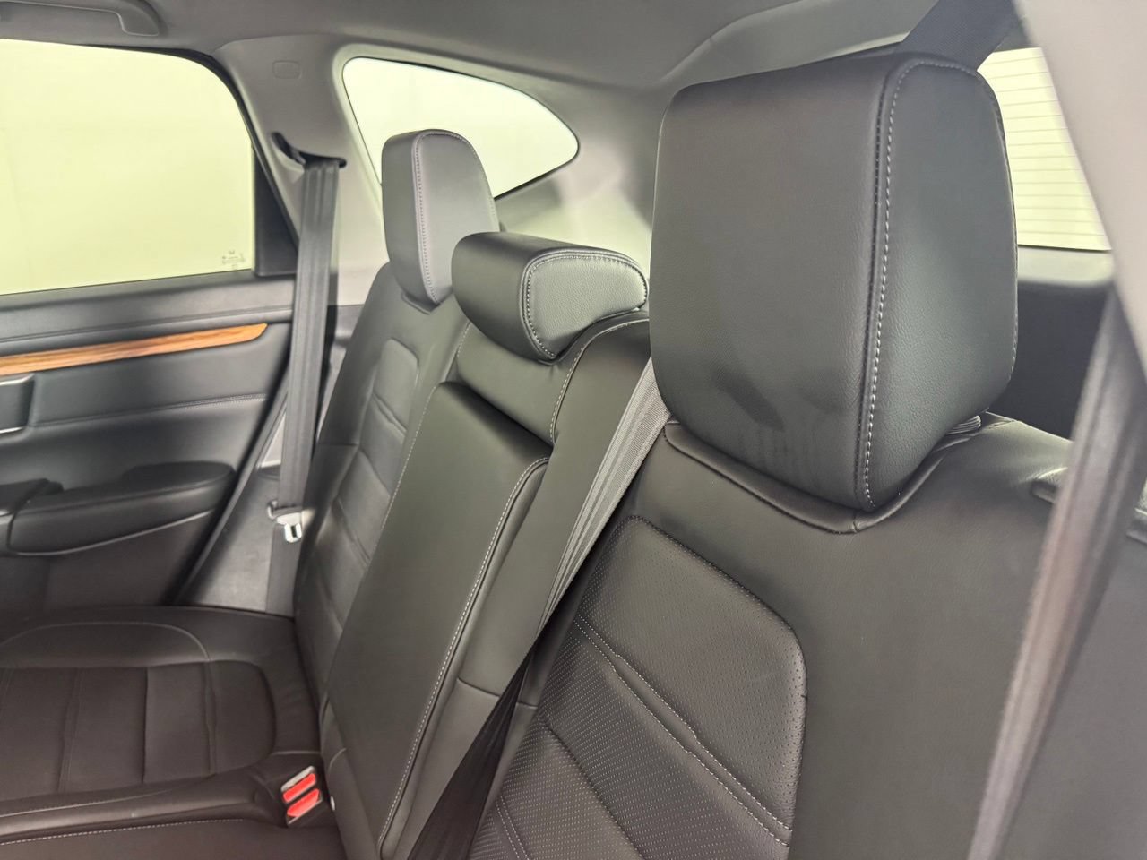 Used 2022 Honda CR-V Touring image 32