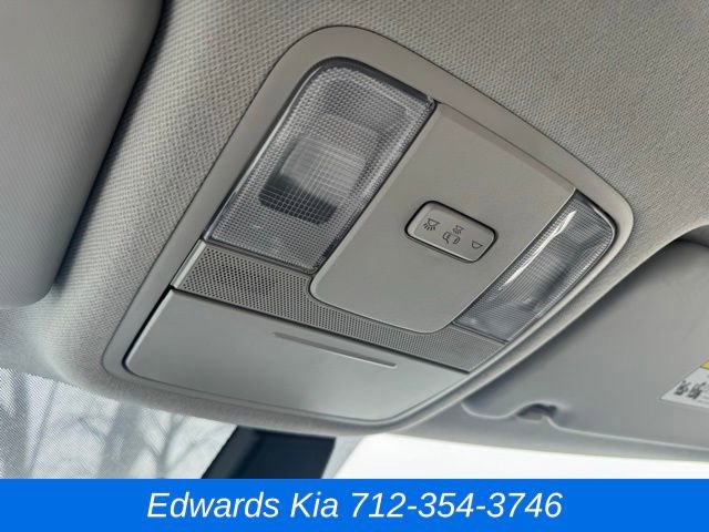 Used 2025 Kia Soul LX image 30