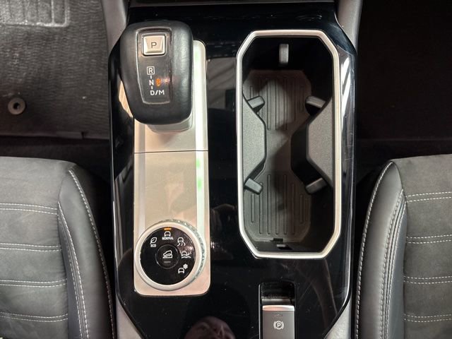 Used 2025 Mitsubishi Outlander SE FWD image 24