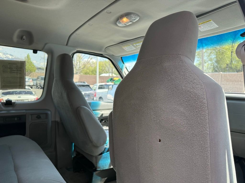 Used 2012 Ford E-350 and Econoline 350 XLT image 18