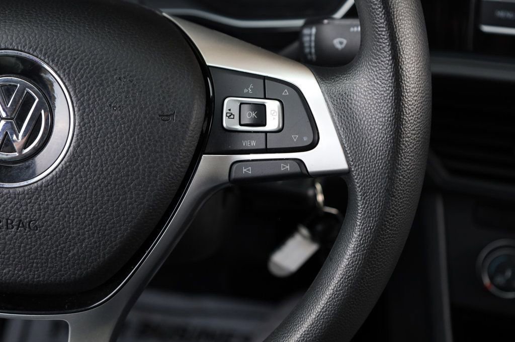 Used 2020 Volkswagen Jetta S image 28