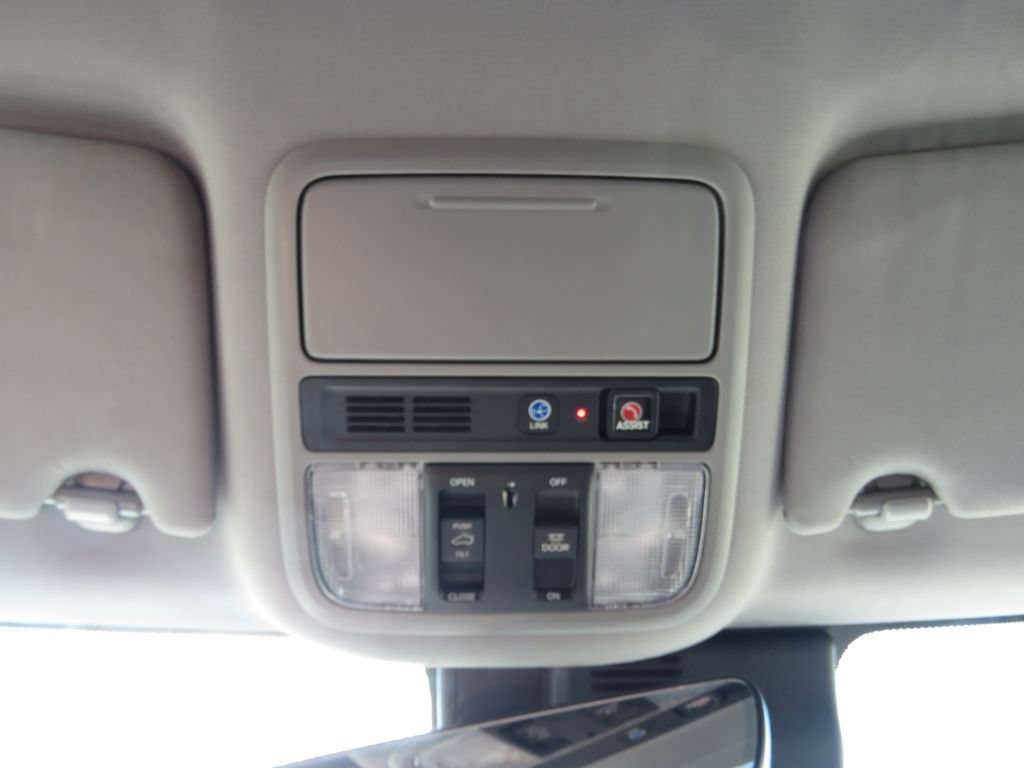 Used 2020 Honda Pilot Touring image 30