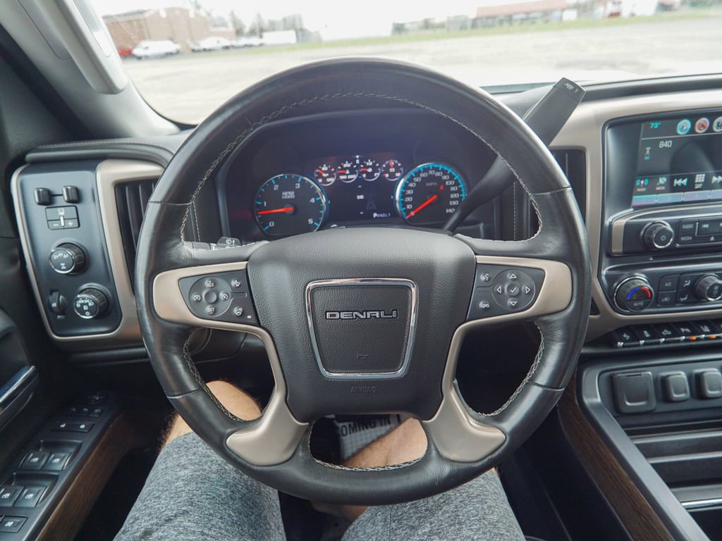 Used 2017 GMC Sierra 2500 Denali w/ Duramax Plus Package AWD/4WD image 21