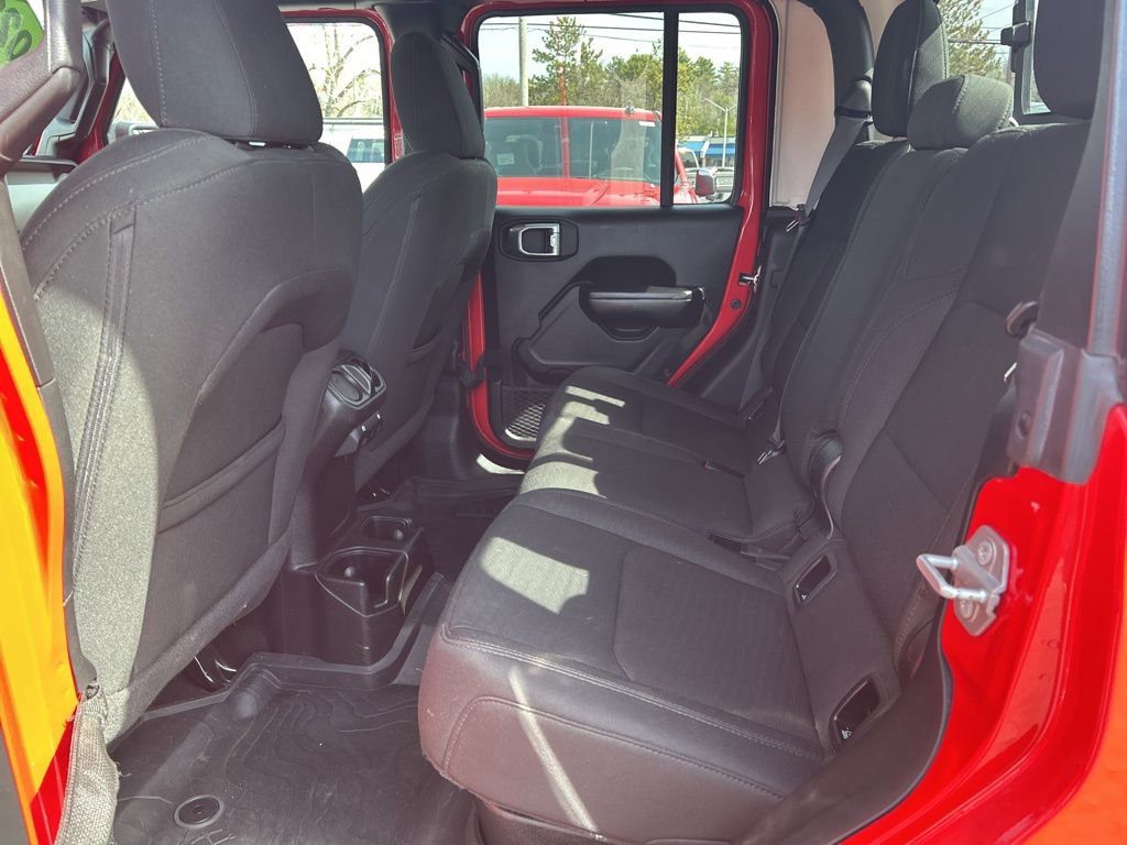 Used 2021 Jeep Gladiator Sport image 13