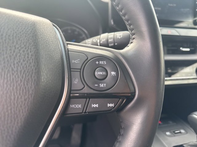 Used 2022 Toyota Venza image 10