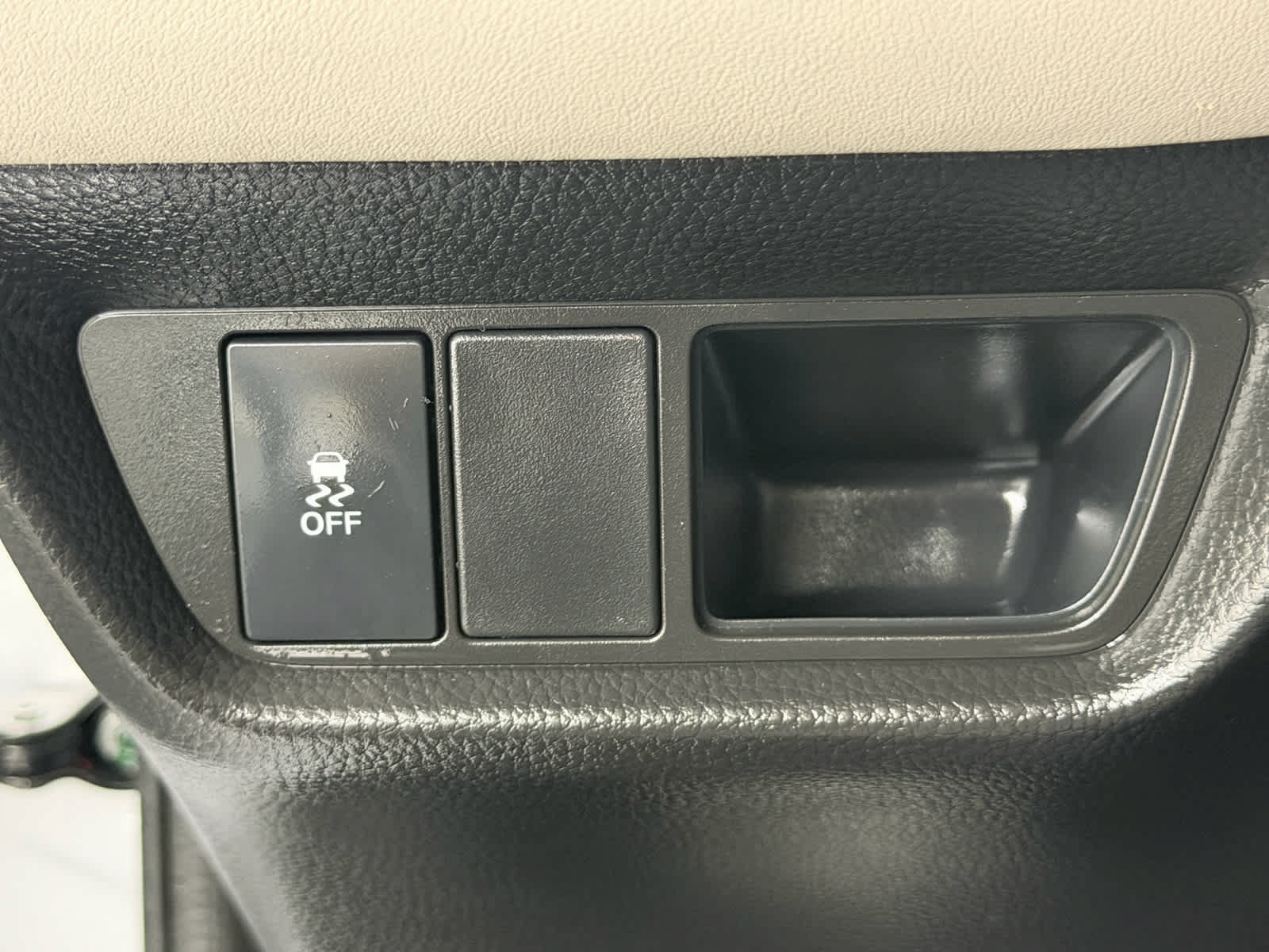 Used 2026 Honda HR-V LX image 26