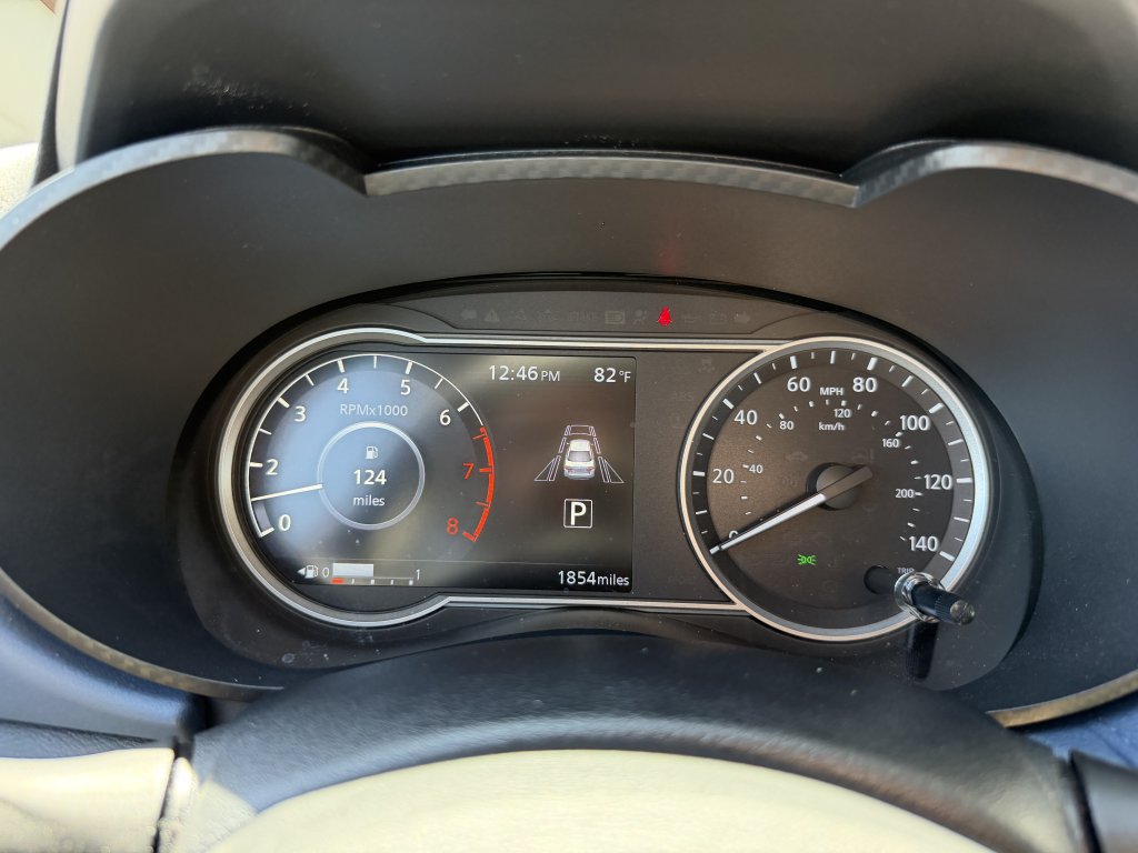 Used 2025 Nissan Versa SV w/ Trunk Package FWD image 17