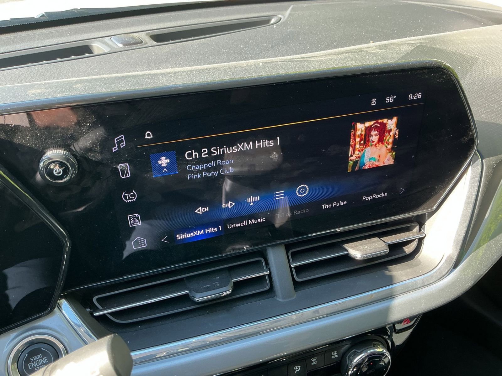 Used 2025 Chevrolet Trax LT w/ LT Convenience Package FWD image 17