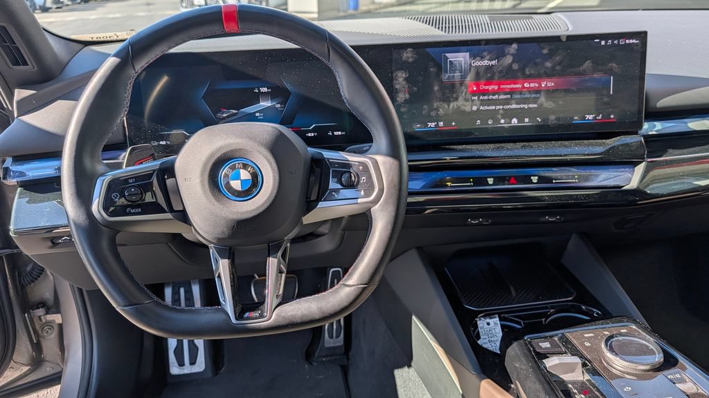 Used 2024 BMW i5 M60 w/ Premium Package AWD/4WD image 4