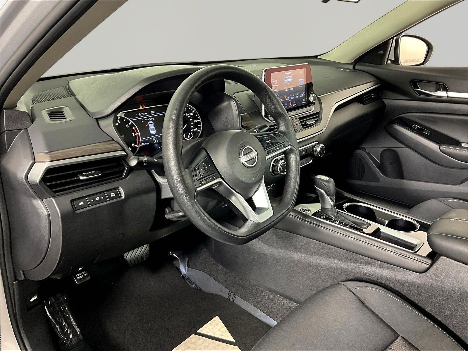 Certified 2023 Nissan Altima 2.5 SV FWD image 17