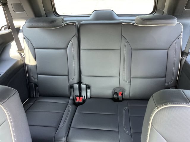 New 2026 Chevrolet Tahoe Premier w/ Sun And Tow Package AWD/4WD image 24