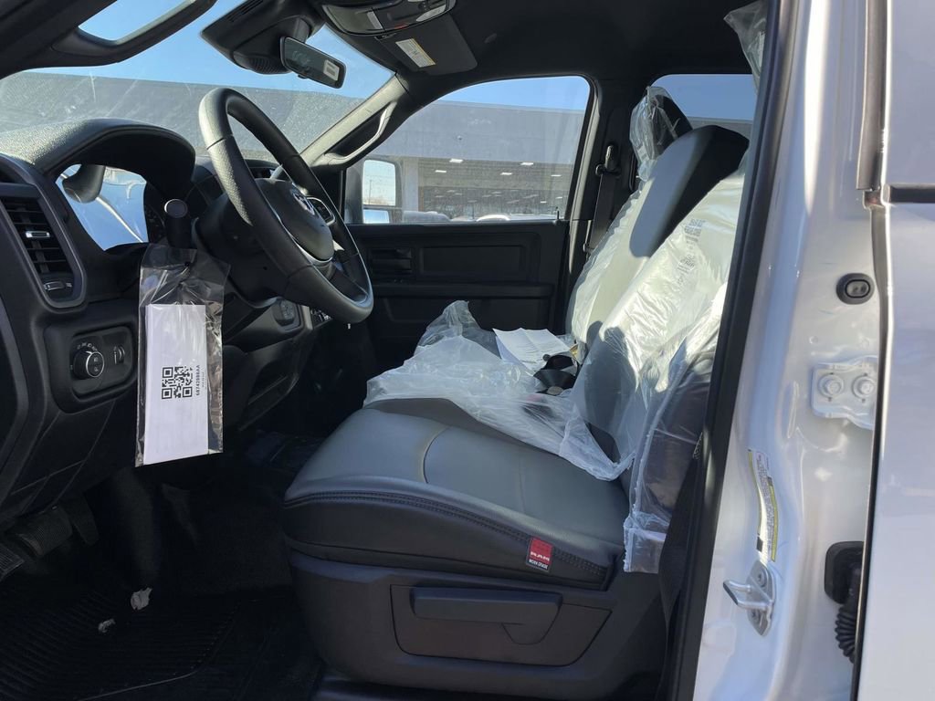 New 2026 RAM 5500 Tradesman w/ Chrome Appearance Group image 25