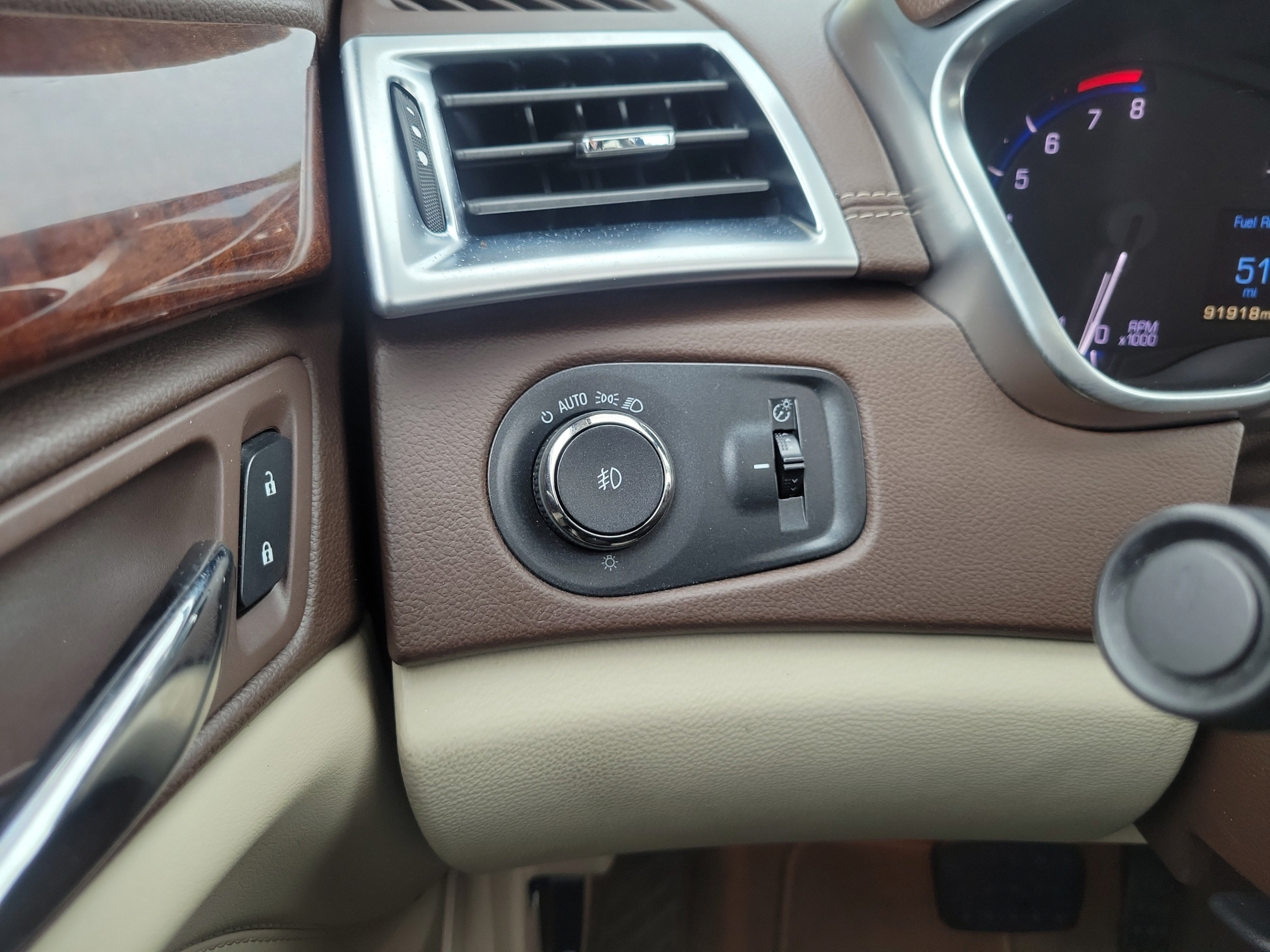 Used 2016 Cadillac SRX Performance FWD image 28