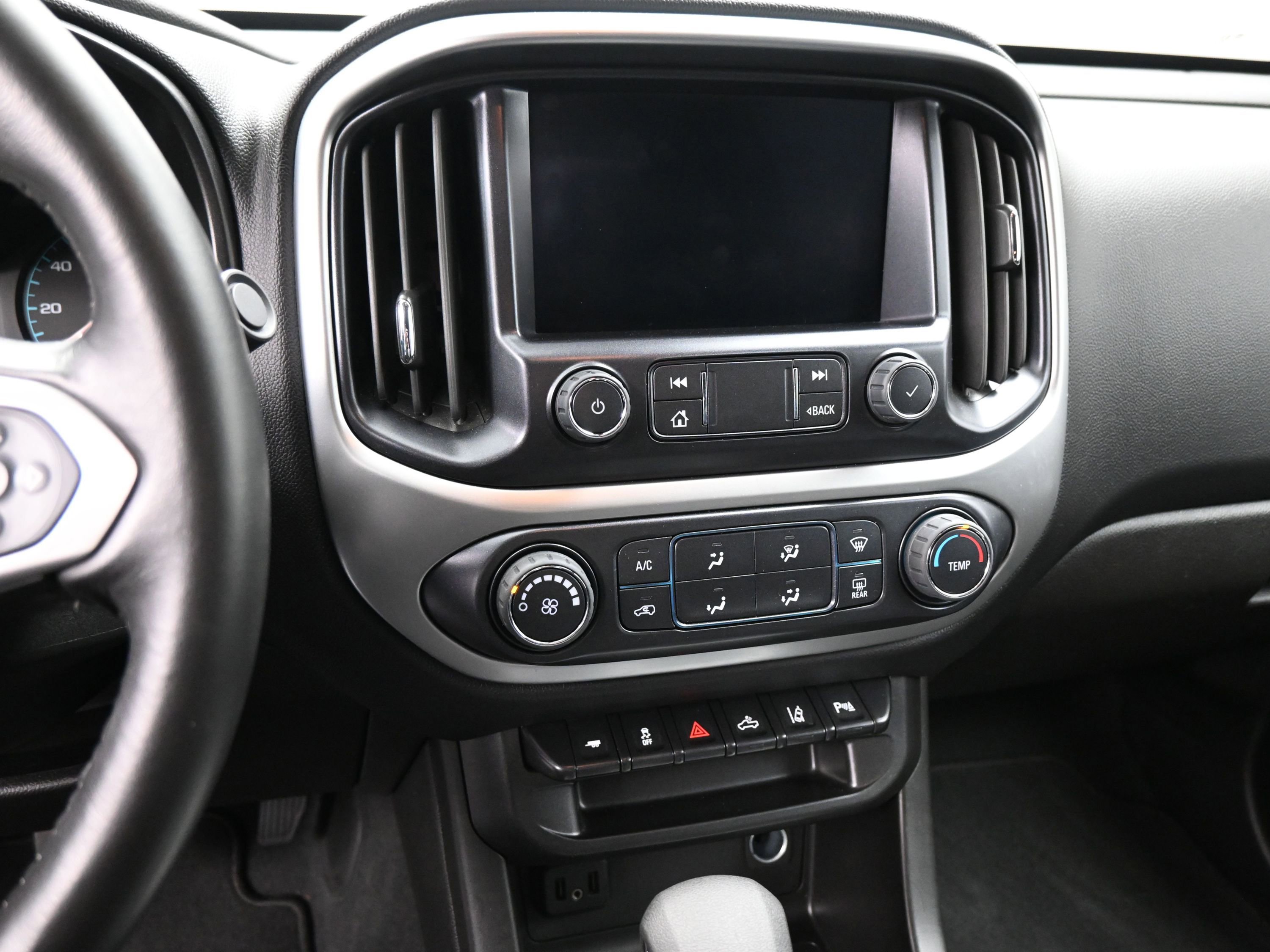 Certified 2022 Chevrolet Colorado LT w/ LPO, Tonneau and Step Package image 15