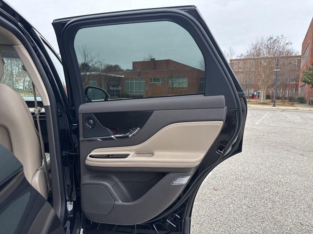 Used 2024 Lincoln Corsair Grand Touring w/ Equipment Group 302A image 31